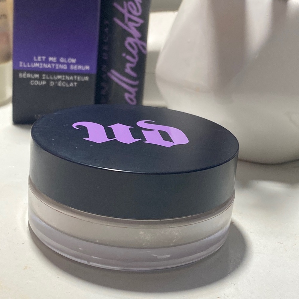 Urban decay translucent loose setting powder